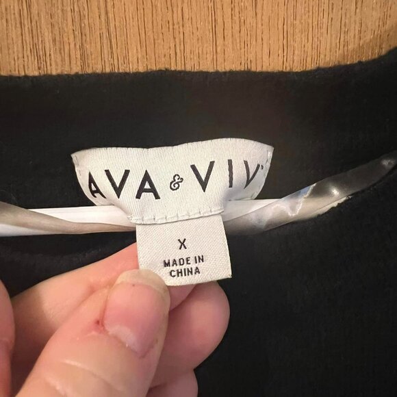 🐻Size X - Ava - Viv - Long Sleeve Cold-Shoulder Black Pullover - Picture 2 of 7